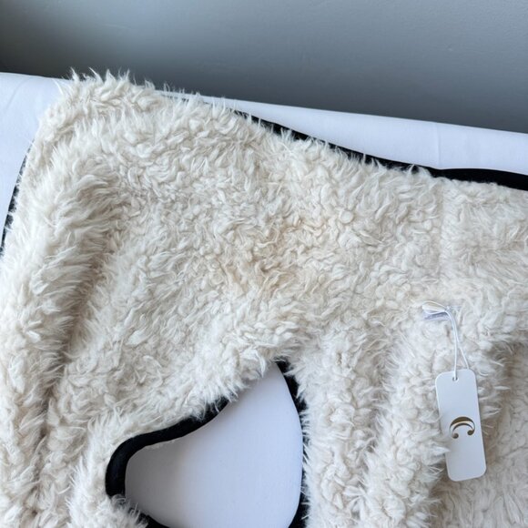 Charming Charlie Small White with Black Trim Sherpa Furry Vest - Picture 8 of 12